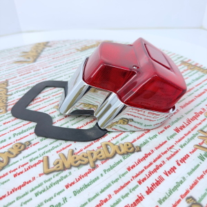 Fanale Stop Posteriore in Metallo completo per VESPA 125 150 SUPER SPORT SS SPRINT  anno 1966 r.o. 091419