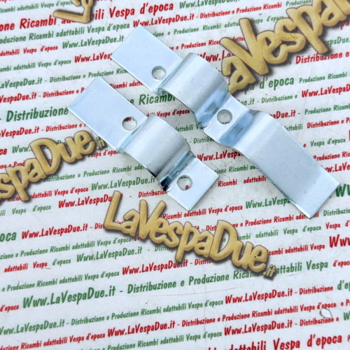 Coppia staffe per cavalletto 22 mm per VESPA 80 125 150 200 PX PE T5 ARCOBALENO ponticello destro e sinistro con trattamento di zincatura