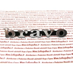 Targhetta scritta " BRAVO " in alluminio per fiancatine pannelli laterali per PIAGGIO 50 BRAVO r.o. 163967