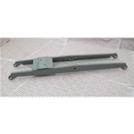 Travesaño de soporte delantero de hierro para el bastidor del sillín APE 150 B AB de 1953 a 1956, producto italiano hecho a mano.