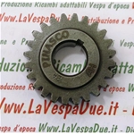 Pinion gear PINASCO 25270907 Z 24 on Z 72 straight teeth for VESPA 50 90 125 NLR SPECIAL ET3 PRIMAVERA APE