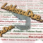 Cerniera sinistra per bauletto sportello VESPA 50 125 PK FL FL2 HP AUTOMATICA V r.o. 256953