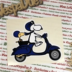 Adesivo blu " SNOOPY IN VESPA " per VESPA APE LAMBRETTA ecc. .................
