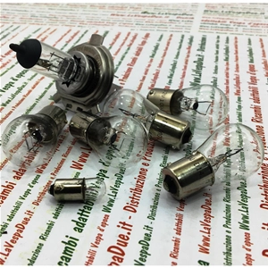 SET OF 7 12 VOLT FRONT AND REAR BULBS FOR VESPA 125 150 200 COSA 2 COMPLETE WITH INDICATOR BULBS