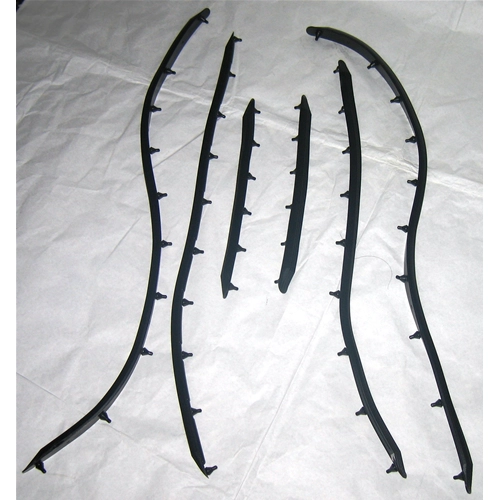 Complete set of rubber strips floorboard strips for VESPA 50 NR set of 6 pieces Italian product ro 610284M with 10 holes on the longest strip