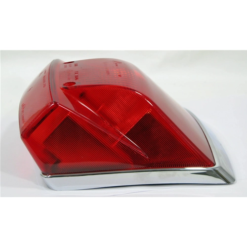 Complete rear stop light for VESPA PX 125 150 200 new type disc brake from 1998 onwards ro tail light 583081 58269R