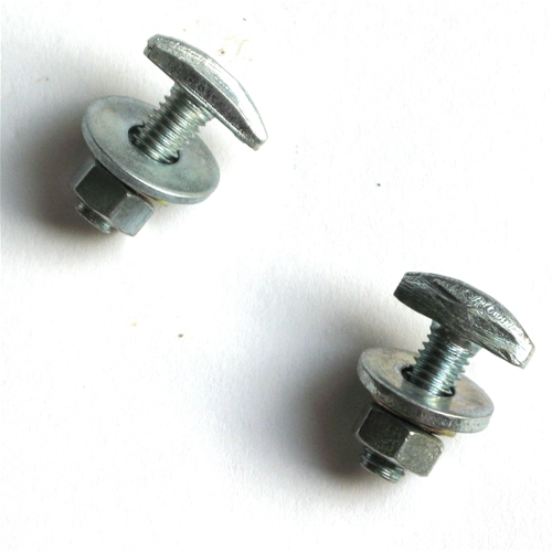 Vis en T pour fixer le garde-boue sous la garniture pour Vespa 125/150