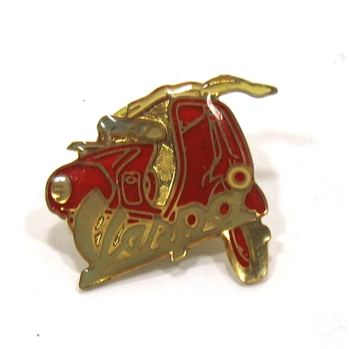 Emaille-Pins VESPA Faro Basso