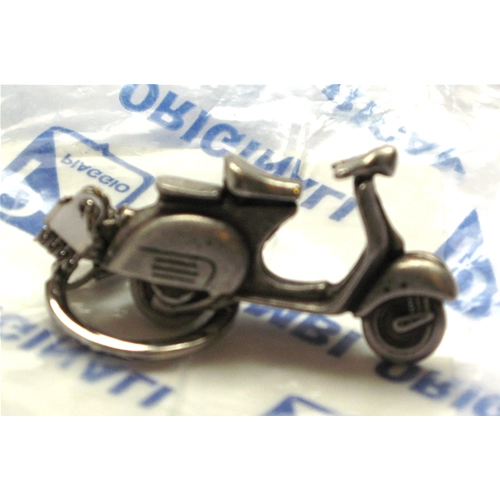 Schlüsselanhänger mit VESPA-Motiv aus den 60er Jahren, 43 mm lang, Typ VBA VBB, handgefertigt aus Zamak (Ro 610171M).