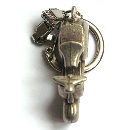 Schlüsselanhänger mit VESPA-Motiv aus den 60er Jahren, 43 mm lang, Typ VBA VBB, handgefertigt aus Zamak (Ro 610171M).