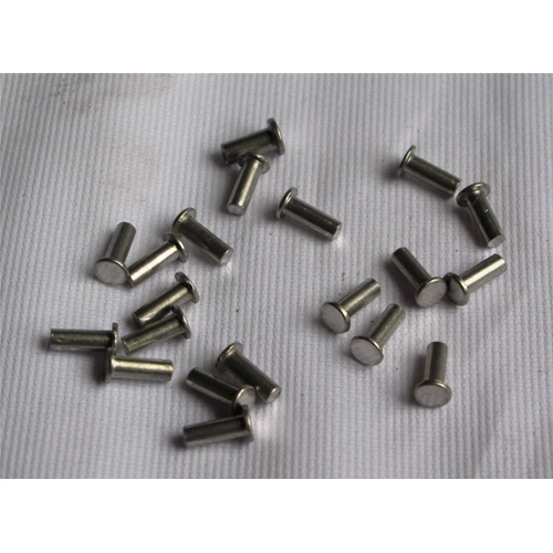 10 ribattini mm 2,5x8,3 in alluminio per fissaggio strisce pedana VESPA 50 80 90 125 150 160 180 200