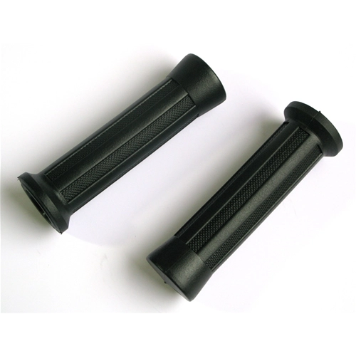 Pair of black handlebar grips, 22mm diameter, for VESPA 50 125 PK XL V RO 227077