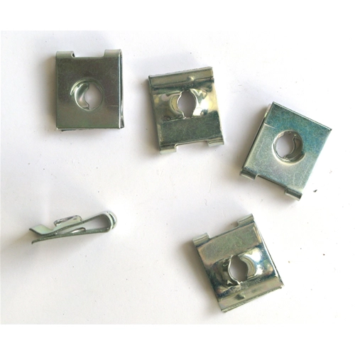 Plaque élastique de fixation 15 x 12 mm pour Vespa Ape, 1 pièce, référence CM017406