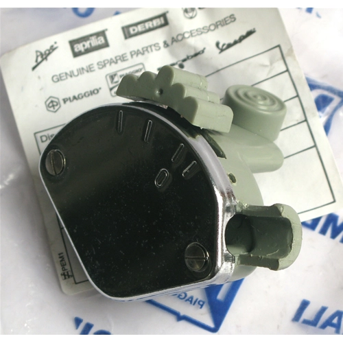 Original PIAGGIO grey light switch for VESPA 125 V30T V31T V32T V33T ro 015100