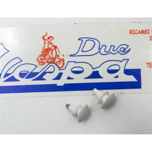 White cap for closing the spare wheel support holes for VESPA LAMBRETTA 1 piece