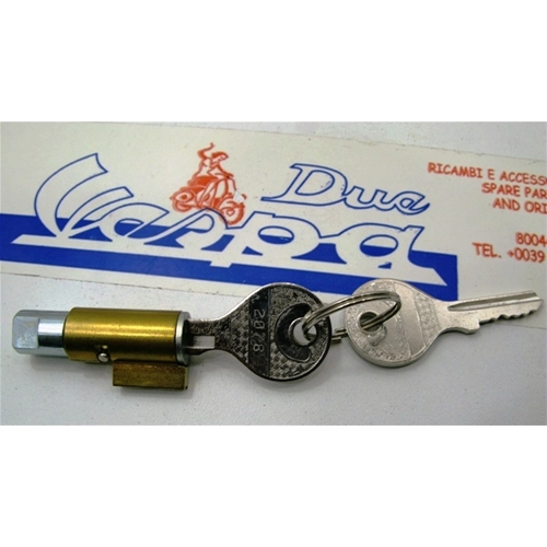 Lenkradschloss, lange Ausführung, Führung mm 4, passend für VESPA 125, 150, 160, 180, 200, GS und TS