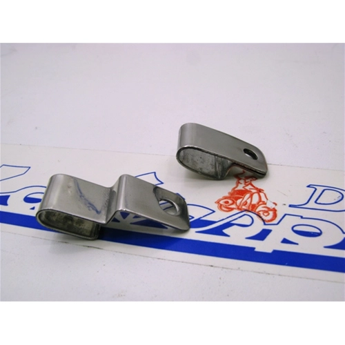 Pair of chrome-plated plates for fixing fan cover cables for VESPA