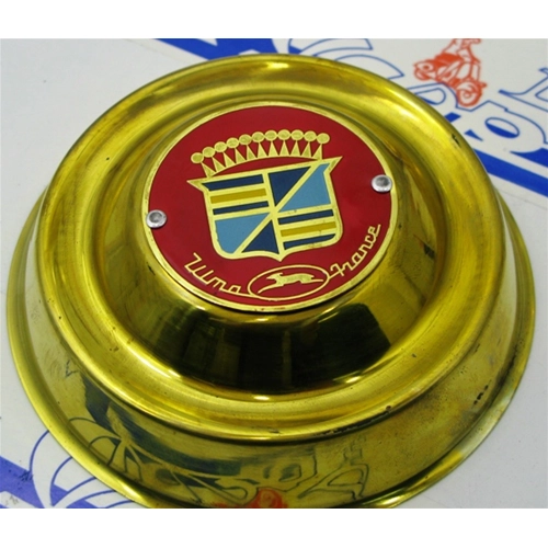 Tapa de copa dorada vintage ULMA FRANCE LEPROTTO de 8" para llanta de VESPA