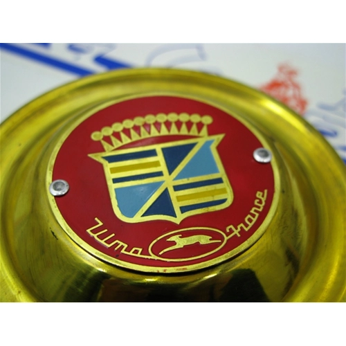 Tapa de copa dorada vintage ULMA FRANCE LEPROTTO de 8" para llanta de VESPA