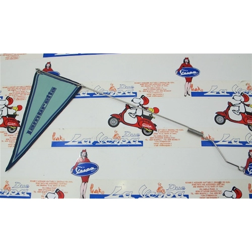 Adjustable pole + green flag for front fender or side panels for LAMBRETTA