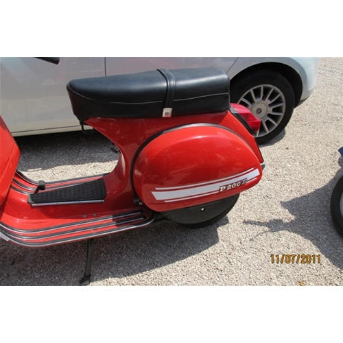 White adhesive trims for bodywork, bonnets and mudguards for VESPA PX PE 125 150 200 ARCOBALENO