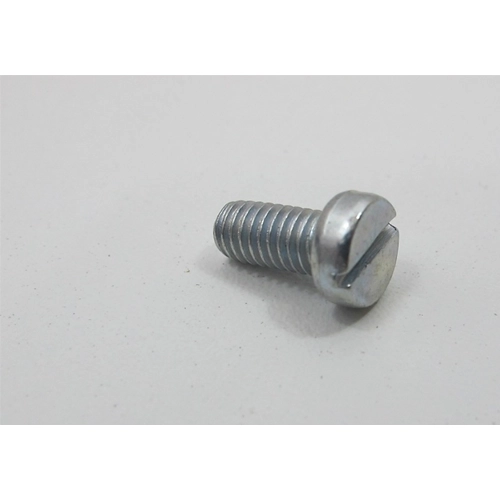 Tornillo de cabeza cilíndrica M 6 x 12 mm para fijar la tapa del ventilador y la tapa del volante de la VESPA hasta 1981. 1 unidad. Referencia: 002856