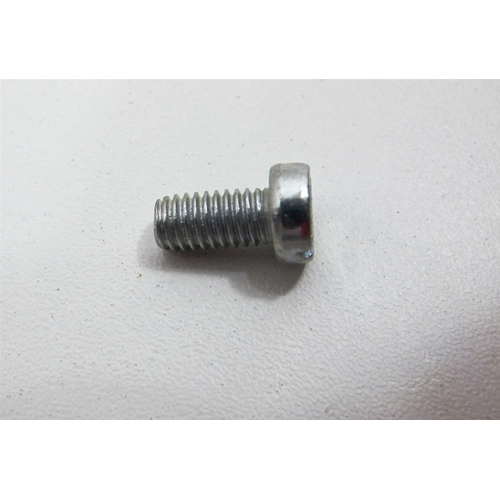 Tornillo de cabeza cilíndrica M 6 x 12 mm para fijar la tapa del ventilador y la tapa del volante de la VESPA hasta 1981. 1 unidad. Referencia: 002856