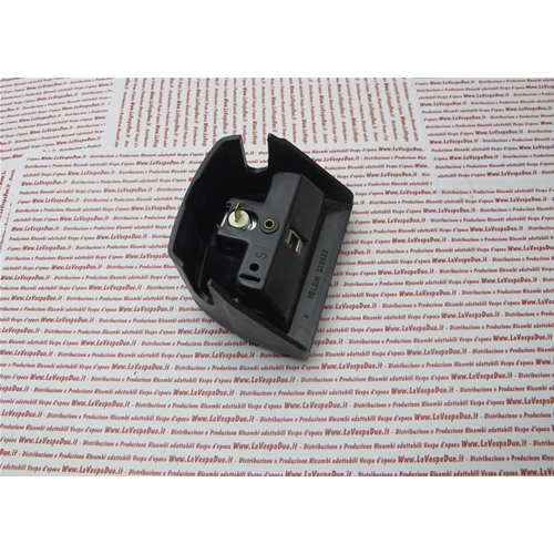 Luz trasera completa TRIOM para PIAGGIO SI de 1979 a 1988, número de pieza 228992.
