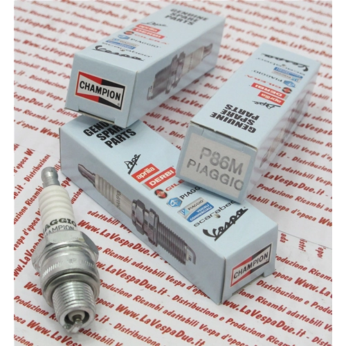 Candela originale PIAGGIO CHAMPION P86M B6HS tipo standard passo corto per VESPA 50 125 150 200 equivalente NGK B6HS