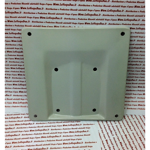Soporte de matrícula de 180 x 180 mm para VESPA 90 125 PRIMAVERA ET3 en chapa metálica para matrícula europea.