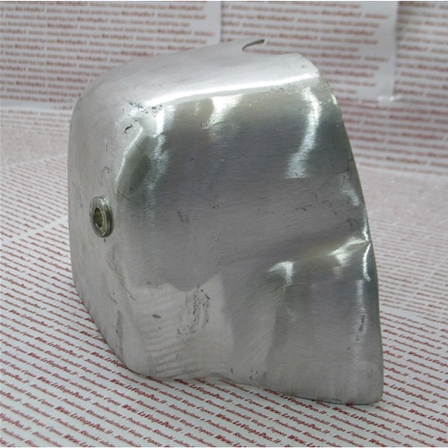 Capot moteur en aluminium pour Vespa 125 V30T V31T (1950-1951), Vespa U VU1T Utility et Ape 125 A (1947-1952), fabriqué artisanalement en Italie.