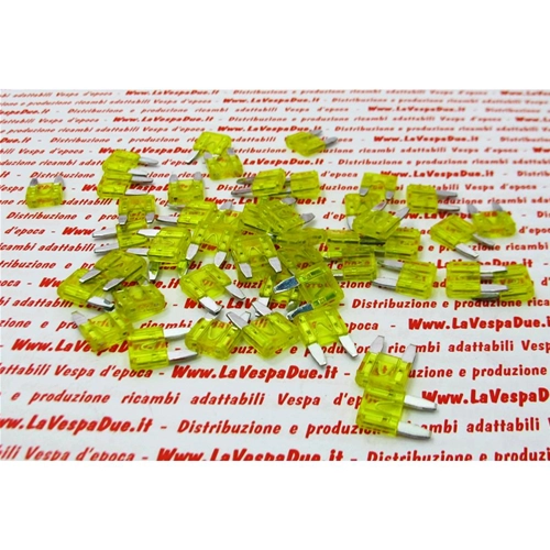 Fusible mini cuchilla amarillo de 20 amperios para VESPA APE LAMBRETTA FIAT (1 unidad)