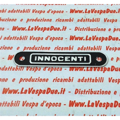 Placa negra INNOCENTI para silla de montar LAMBRETTA