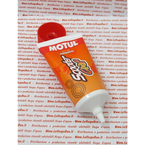 Flasche 2T MOTUL SCOOTER GEAR 80W-90 Mineralöl zum Nachfüllen bei Ölwechseln an allen VESPA-Modellen von 1998 bis 1998