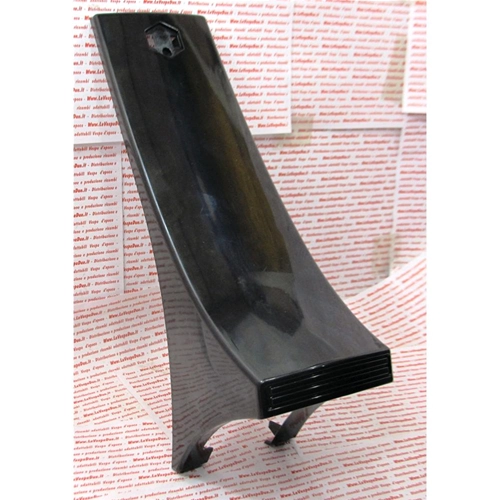 Rejilla frontal para VESPA PK 50 125 XL RUSH PLURIMATIC. Producto italiano. Referencia: 9007005 226726.