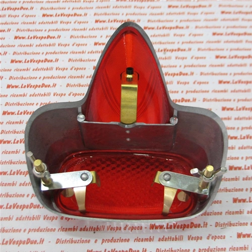 Feu arrière métallique SIEM pour Vespa 150 GS VS4T VBA1T VNA2T avec réflecteur supérieur orange et rouge et joint d'étanchéité.