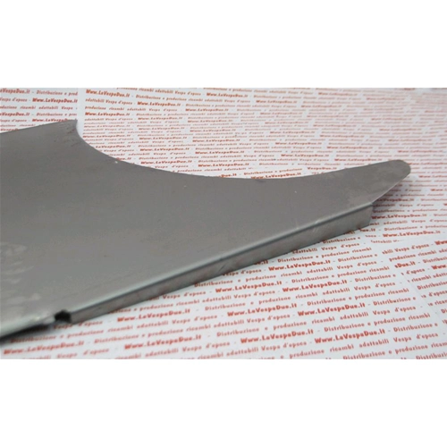 Panel lateral izquierdo para chasis VESPA 98 125 150 de 1946 a 1958 V1T V15T V98T V30T V33T VM1T VM2T VN1T VN2T VU1T. Producto artesanal.