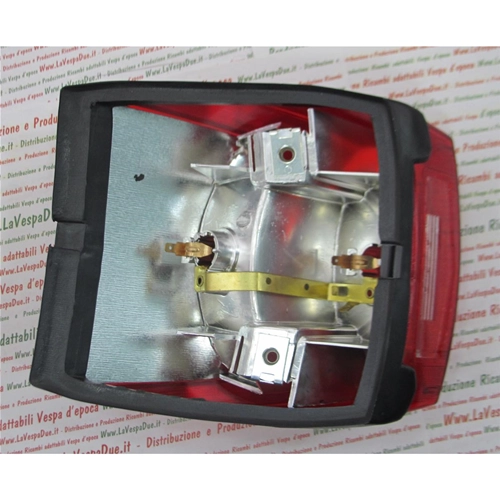 Piloto trasero TRIOM completo con bombillas para VESPA PX 80 125 150 200 E ro 162740