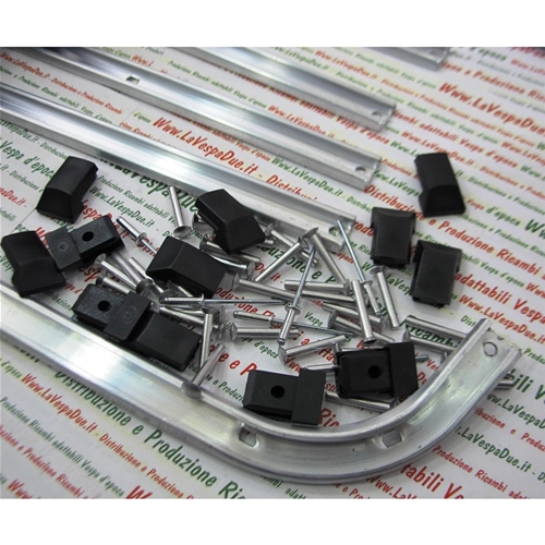 Complete set of aluminum footrest strips for VESPA PX PE T5 125 150 200 E FROM 1977 ro 154670 perforated tips