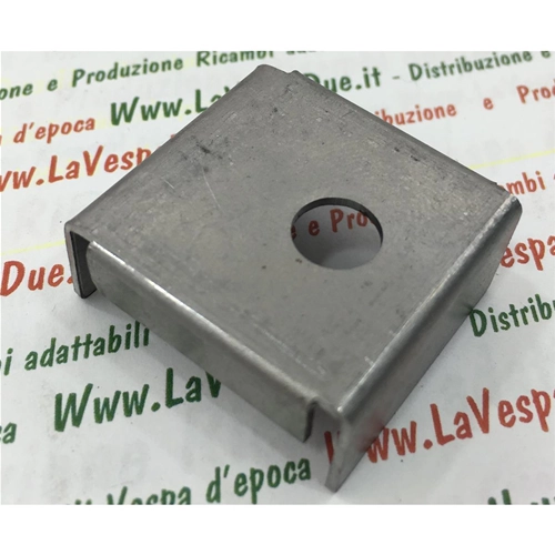 PLAQUE DE FIXATION DE CAPOT POUR SACOCHES GAUCHE POUR VESPA 150 GS VS1T VS2T VS3T VS4T VS5T