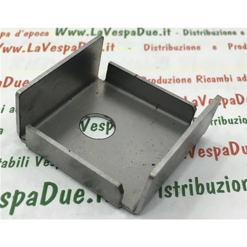 PLAQUE DE FIXATION DE CAPOT POUR SACOCHES GAUCHE POUR VESPA 150 GS VS1T VS2T VS3T VS4T VS5T