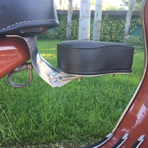 Asiento infantil plegable adicional para Vespa 50 90 125 NLR Special ET3 Primavera Elestart - No homologado - Solo para exhibición