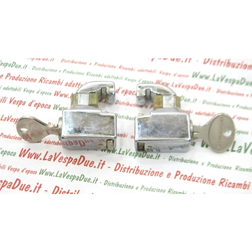 Verchromtes Aluminium-Diebstahlsicherungsset für Seitenhauben für Vespa 80 125 150 160 180 200 GS SS PX PE GT GTR TS SUPER GL SPRINT / VELOCE
