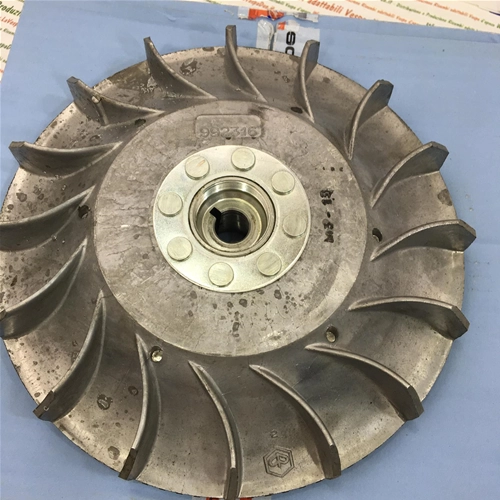 ORIGINAL PIAGGIO GENERATORROTOR-SCHWUNGRAD FÜR VESPA PX PE 200 ARCOBALENO MILLENNIUM VSX MIT ELEKTROSTARTER