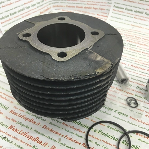 Kit cylindre et piston pour Vespa 125 Primavera ET3 MM 55