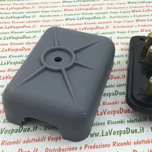 Alloggio raddrizzatore regolatore di corrente completo di coperchio per VESPA 160 GS 180 SS RALLY