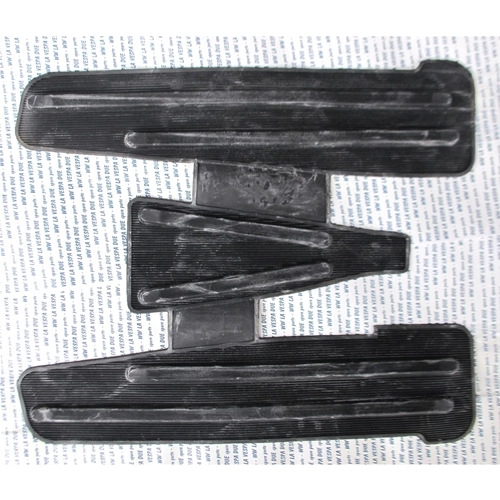Schwarze Gummifußrastenmatte für Vespa 125 VNA1T VNA2T VNB1T VNB2T