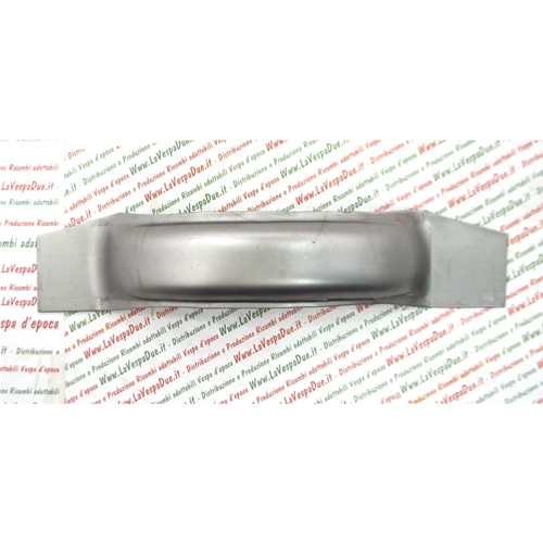 Hintere interne Rahmenverstärkung unter dem Kennzeichen für Vespa 50 NRL Special SS 90 SS 125 Primavera ET3 Neu