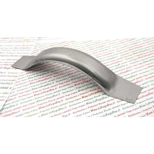Hintere interne Rahmenverstärkung unter dem Kennzeichen für Vespa 50 NRL Special SS 90 SS 125 Primavera ET3 Neu