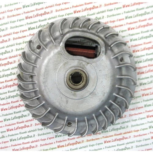 Flywheel rotor with 2 coils for PIAGGIO 50 CIAO BRAVO SI engine with points ignition ro 1218225 1874045 1665425